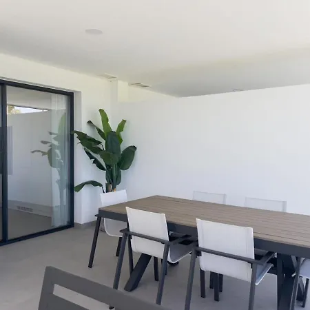Mirador Hills Luxury Hills Gym Pools Restaurants Apartment *