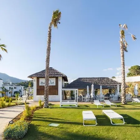 Mirador Hills Luxury Hills Gym Pools Restaurants Apartment