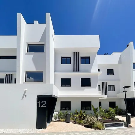 Mirador Hills Luxury Hills Gym Pools Restaurants Apartment